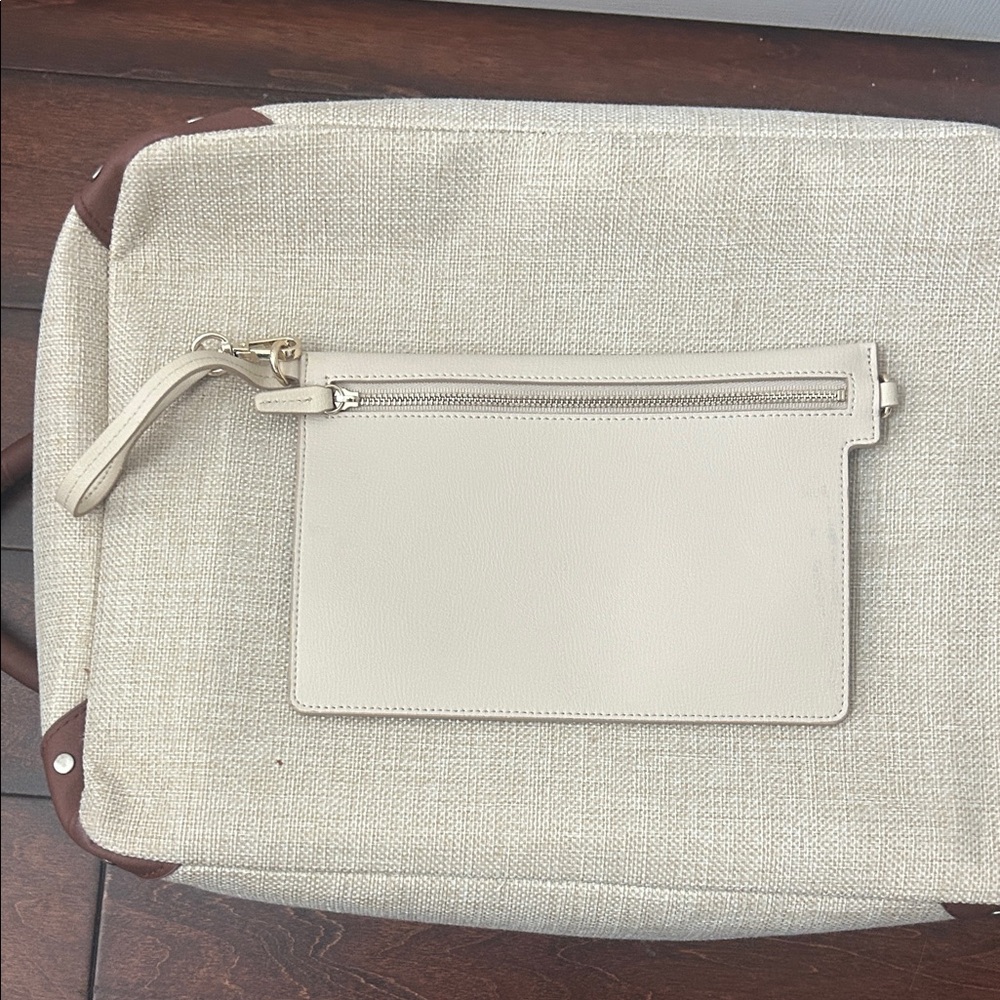 Chic Cream Travel Tote Bag